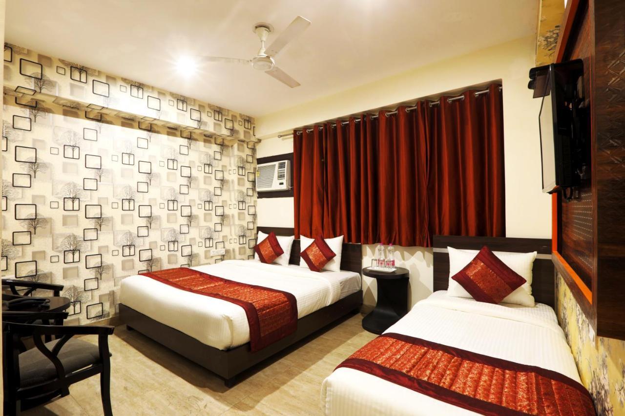 Green Plaza At Airport Hotel Nuova Delhi Esterno foto